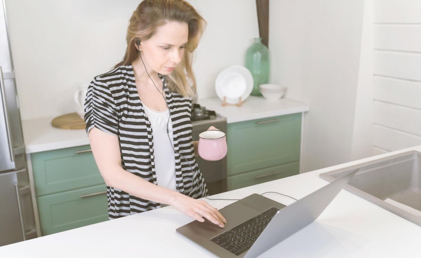 Performance benchmarking metrics visualization